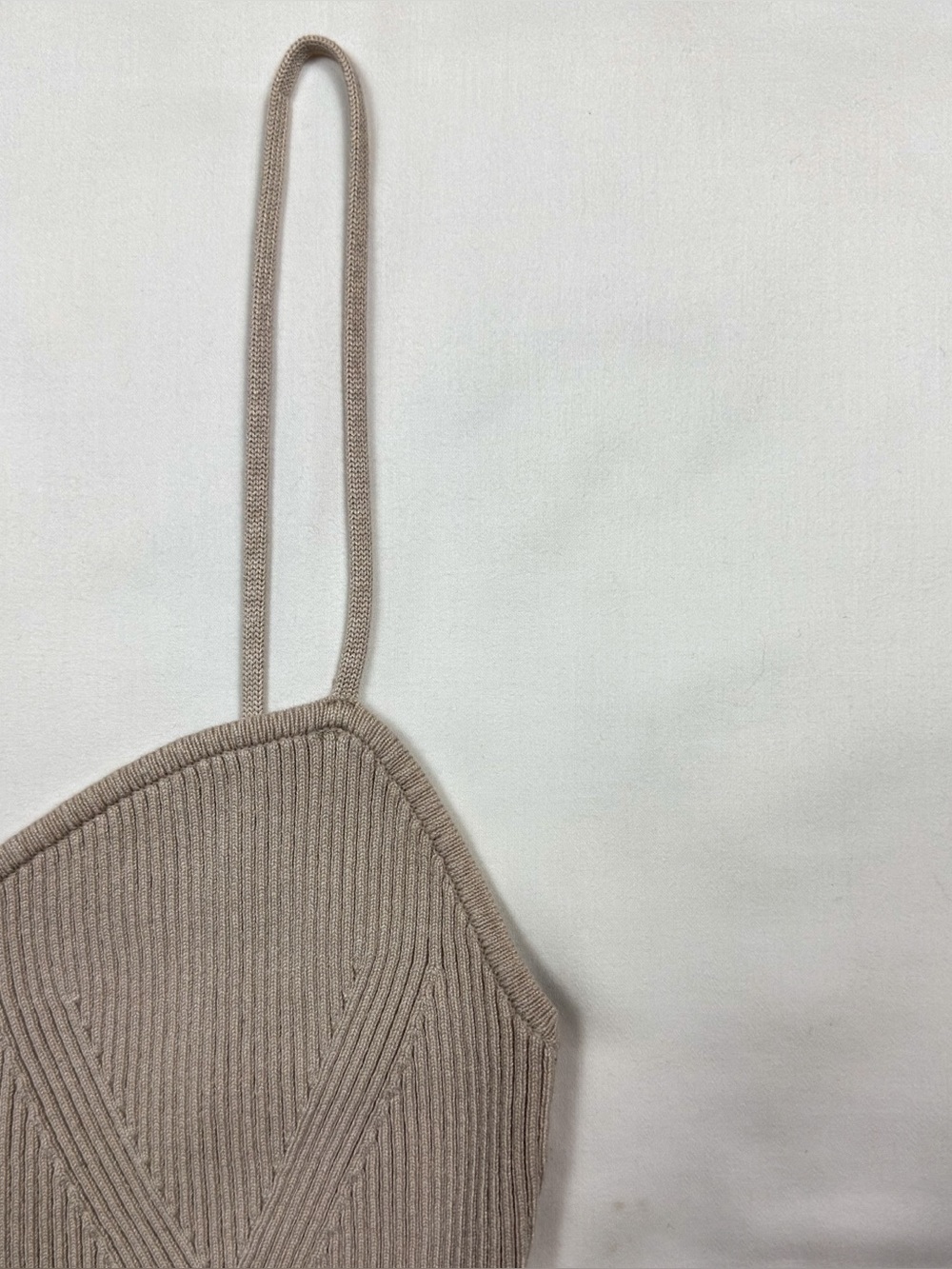 H&M Ribbed Tank Top - Picture 3 of 6